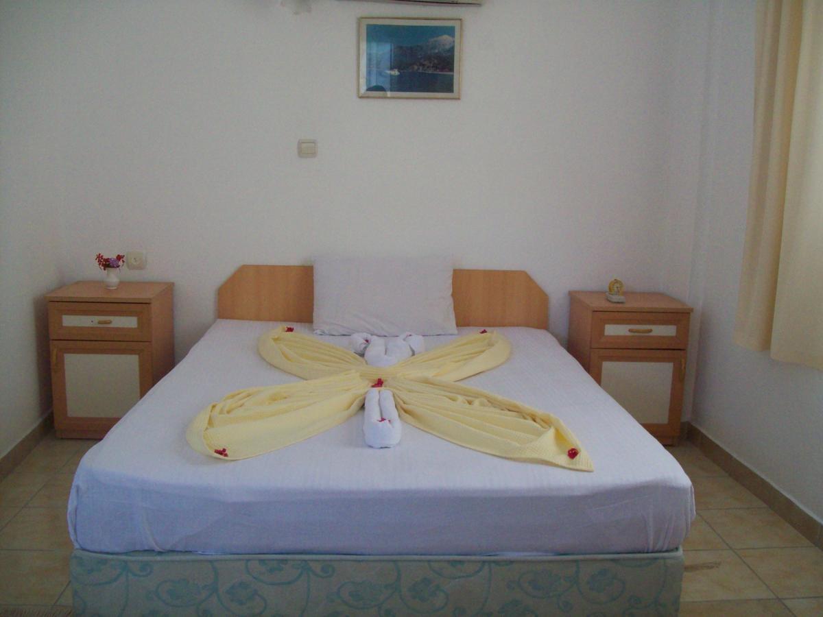 Ipsos Hotel Beldibi  Extérieur photo